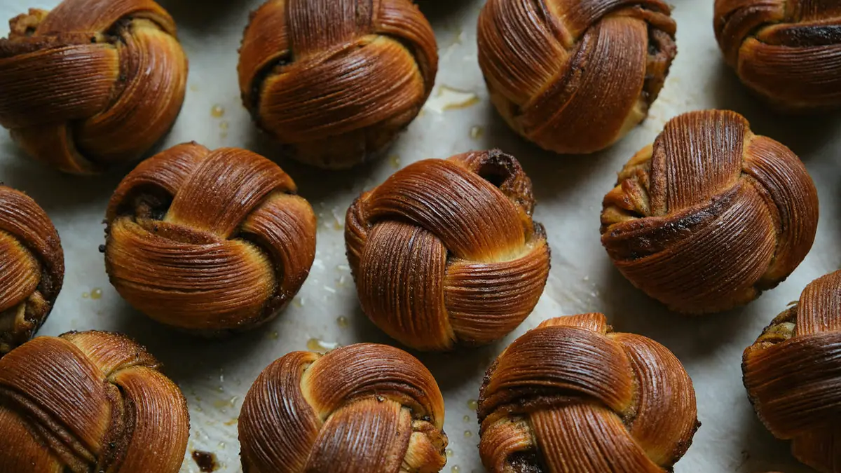 Pophams Victoria Park – bakery in Victoria Park Village, London